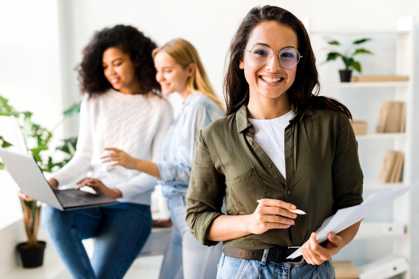 Finanzanalyst bei der Arbeit mit Bewertungsmodellen